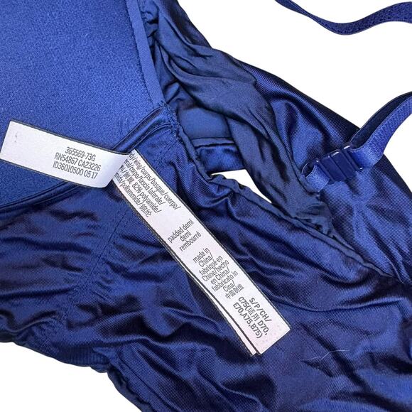 Victoria's Secret No Wire Padded Demi Pullover, size small - Picture 3 of 4